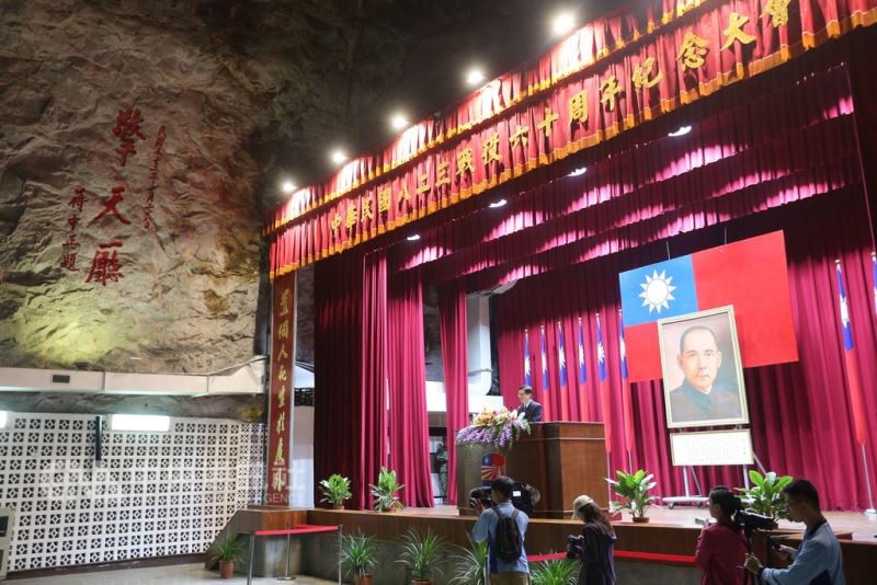 今年是八二三戰役60週年,國防部擴大紀念活動,23日在金門擎天廳舉行紀念大會,邀請參戰將領及遺族出席,共同紀念這個重要的日子。中央社記者徐肇昌攝 107年8月23日