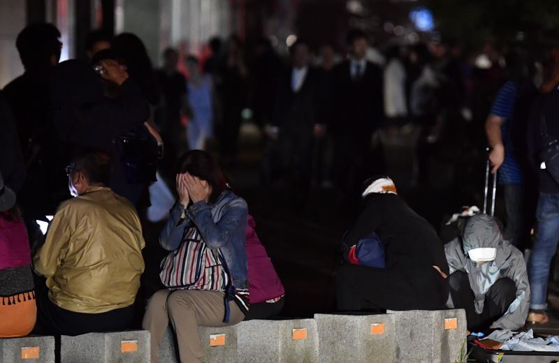 日本北海道發生規模6.7地震,境內有295萬戶停電。(共同社提供)