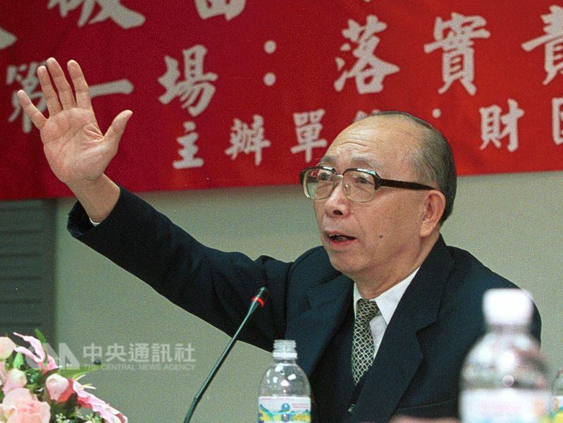 中研院院士胡佛10日晚間在台大醫院病逝,享壽86歲。(中央社檔案照片)