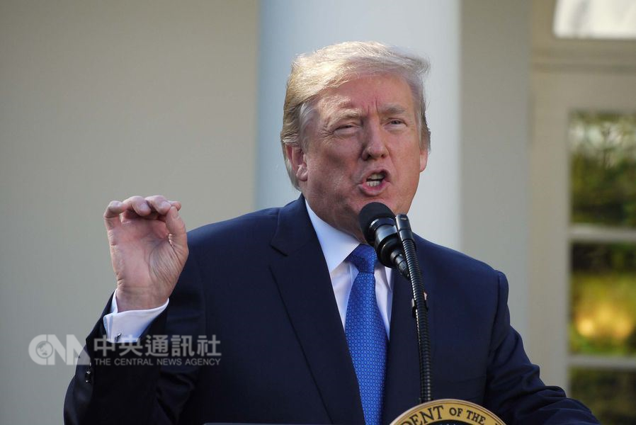 美國總統川普17日表示,將針對約2000億美元的中國商品加徵10%關稅。(中央社檔案照片)