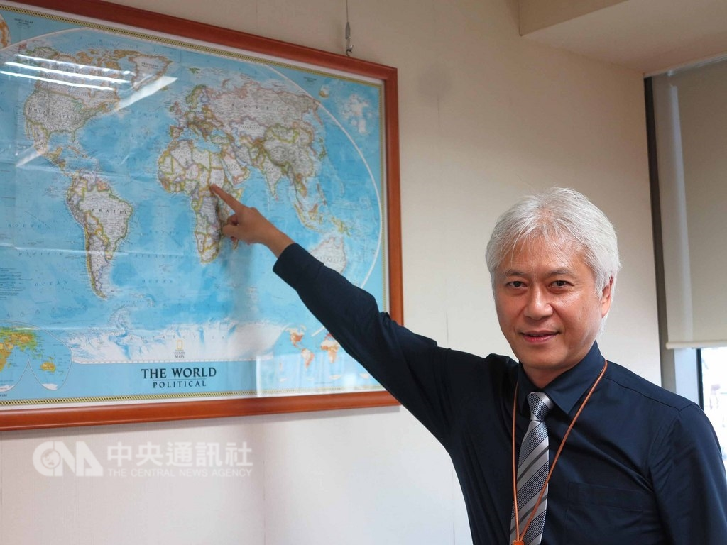 中油探採事業部國外業務處處長范振暉表示,10年磨一劍,中油查德礦區預計明年底就可產出第一桶原油,除提升自由油源比率外,對中油海外探勘業務發展更具重大指標意義;中油對美國頁岩油的探勘也絕不會缺席。中央社記者林孟汝攝107年9月30日