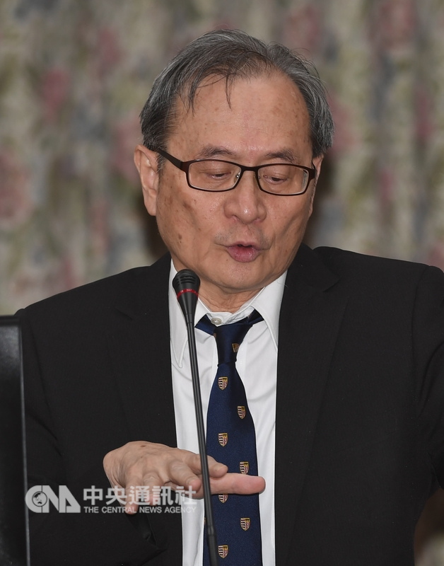 原能會主委謝曉星15日說,除非修改電業法,否則沒有以核養綠的任何可能性。(中央社檔案照片)