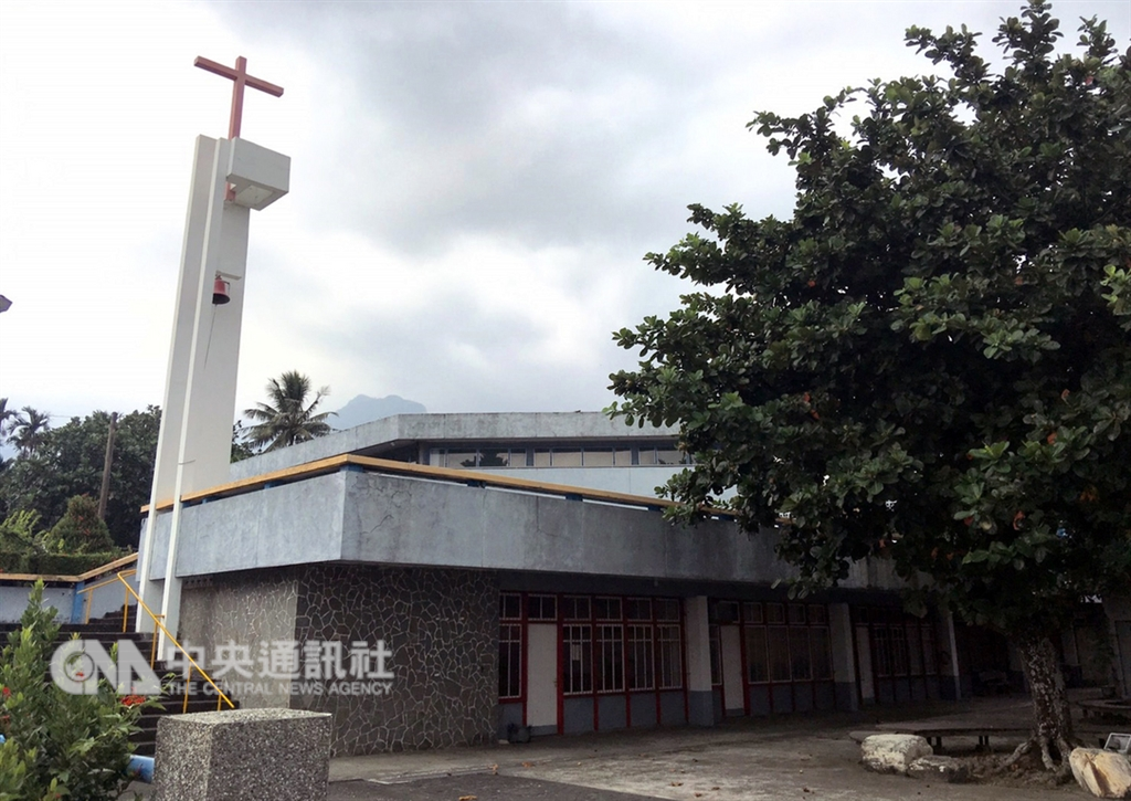 台東天主教白冷會傅義修士日前病逝瑞士,他曾在台灣東海岸蓋了40多座教堂,其中以位在長濱鄉的長光天主堂為最早。中央社記者盧太城台東攝 107年10月27日