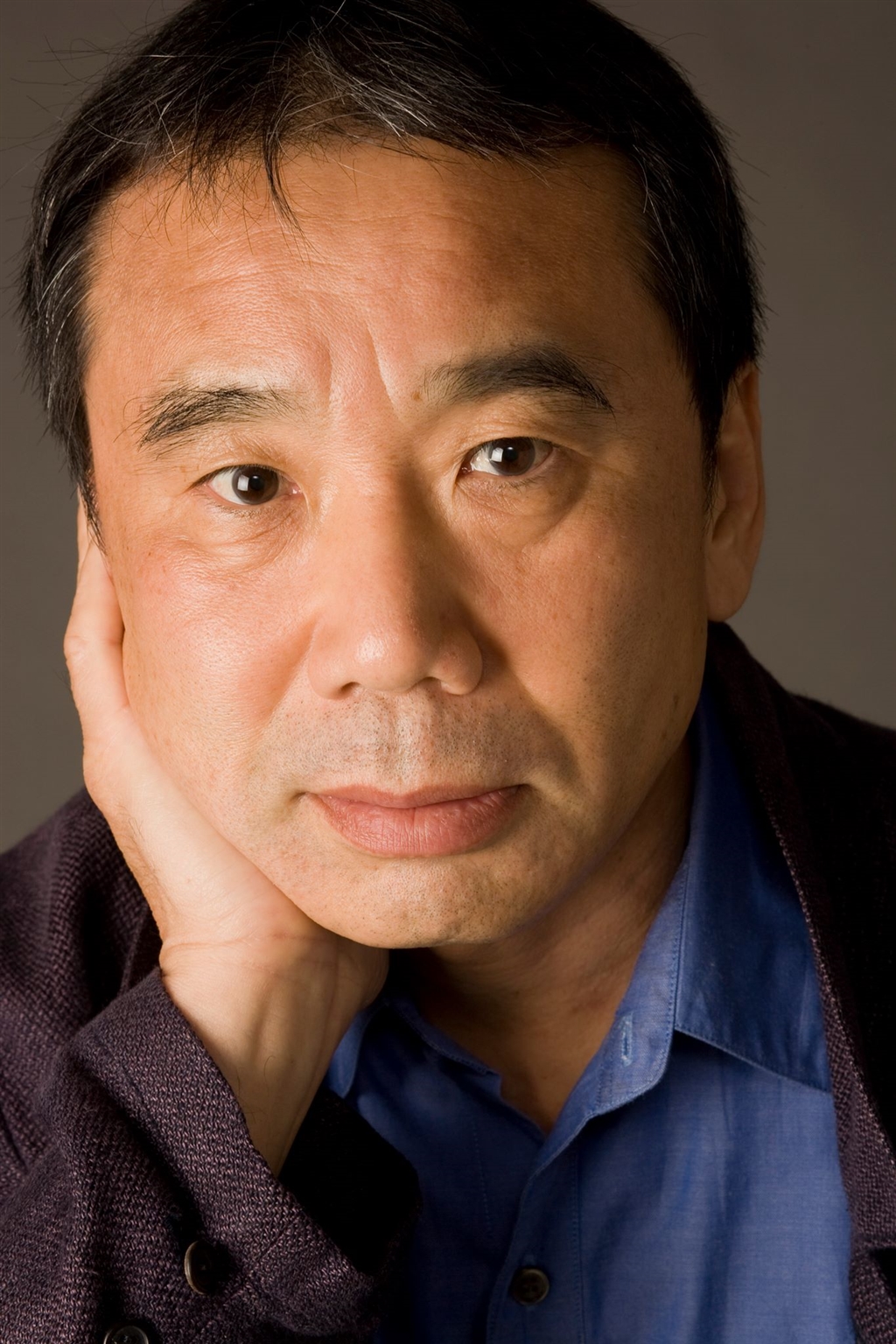 村上春樹不喜歡接受採訪,也不喜歡宣傳活動,只透過作品面對讀者。(圖取自facebook.com/pg/harukimurakamiauthor)