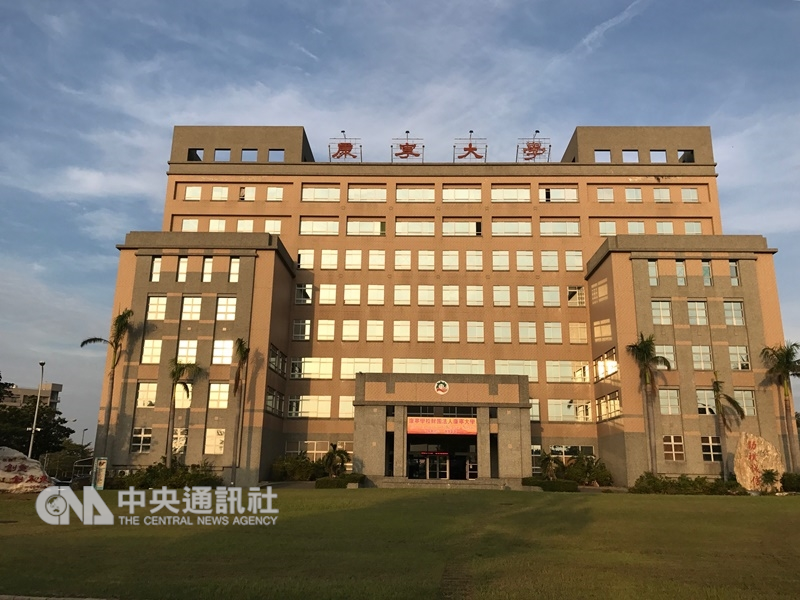 教育部發現康寧大學3大違法,包括違法招收斯里蘭卡學生,並涉及非法打工等情事。(中央社檔案照片)