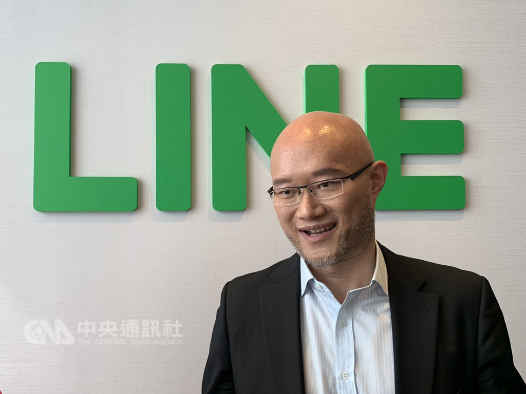 LINE於8日舉辦LINE CONVERGE業界活動,LINE台灣總經理陳立人與媒體分享匯聚事業體、流量、服務、夥伴與人才的成果。中央社記者吳家豪攝 107年11月8日