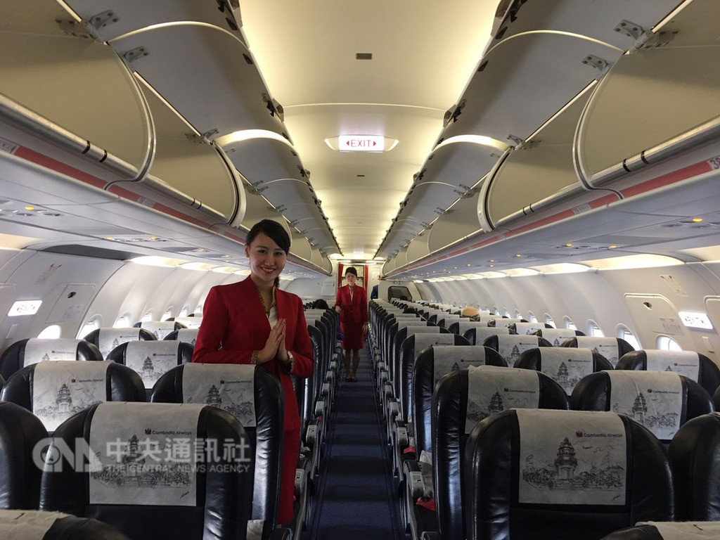 柬埔寨航空19日預告,21日將首航台中-暹粒(吳哥),每週兩班,估計這條新航線每年可為台灣帶來近兩萬名柬埔寨旅客。(柬埔寨航空提供)中央社記者汪淑芬傳真 107年11月19日