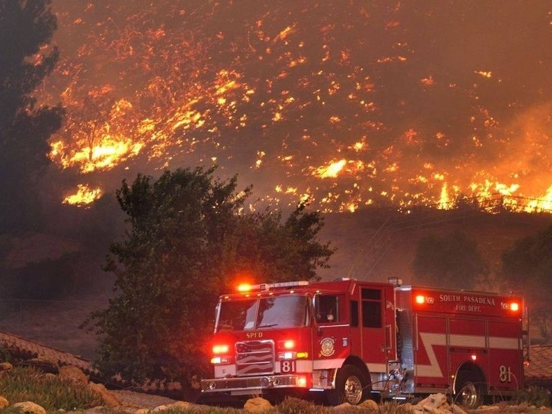 坎普野火寫下加州史上最多傷亡紀錄。(圖取自facebook.com/CAFirefighters)