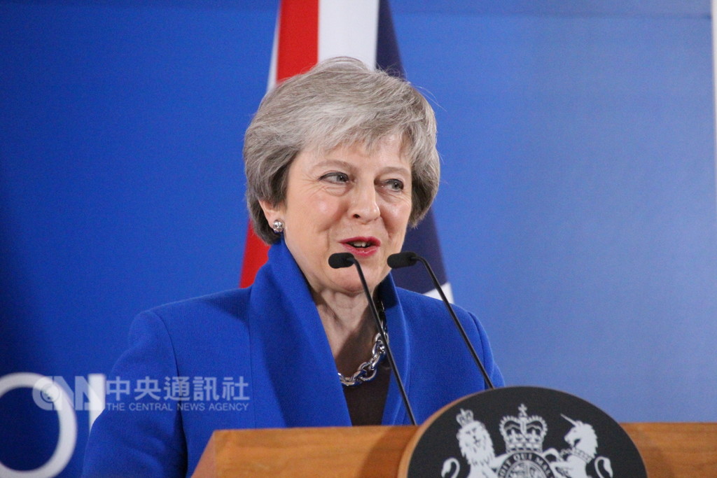 歐洲聯盟成員國11月25日通過英國脫歐協議,英國首相梅伊當天在布魯塞爾舉行記者會,呼籲英國國會同意通過。中央社記者唐佩君布魯塞爾攝 107年11月26日