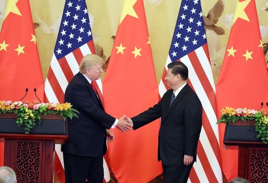 G20將在11月30日到12月1日於阿根廷首都布宜諾斯艾利斯舉行,美國總統川普將和中國領導人習近平進行場邊會談。圖為川普與習近平2017年11月在北京會面。(檔案照片/中新社提供)