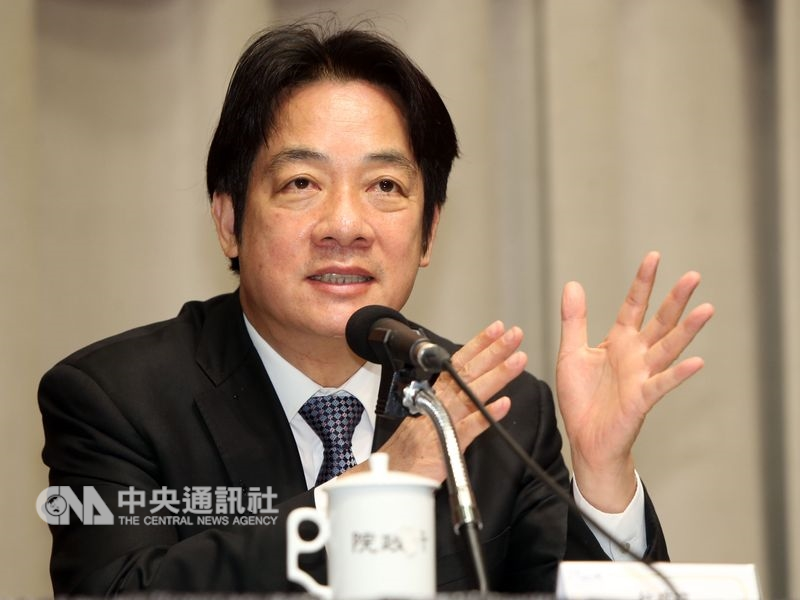 行政院長賴清德27日針對非洲豬瘟防疫措施表示,此刻還不宜全面禁止廚餘養豬。(中央社檔案照片)