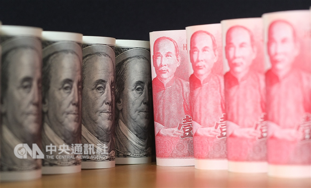 台北外匯市場新台幣兌美元匯率2日以30.735元開盤,貶0.2分。(中央社檔案照片)