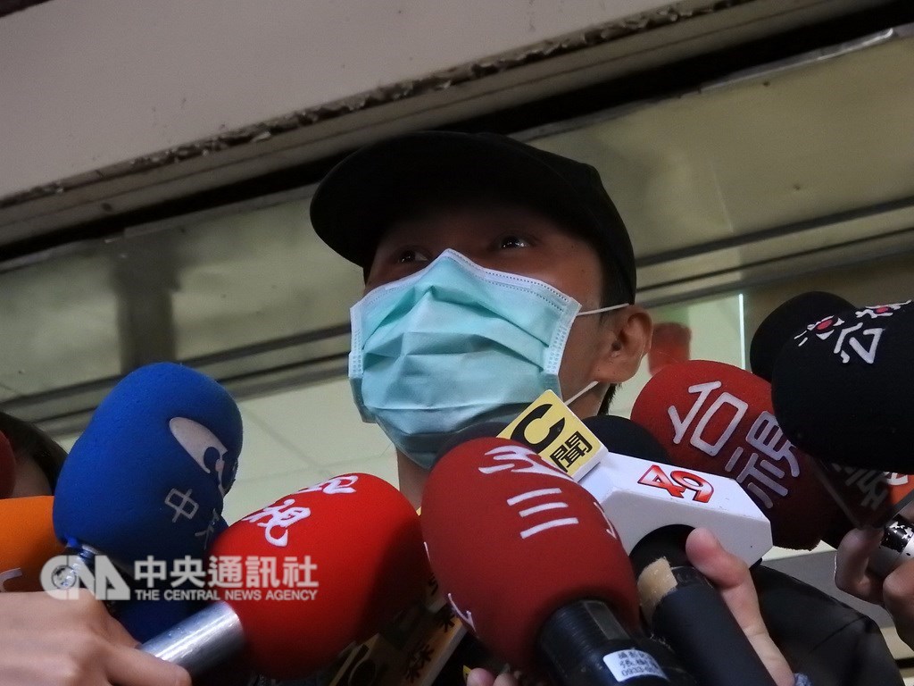 新北市蘆洲區林姓男子(圖)日前因兒子買肉圓沒加辣涉毆打妻兒,新北地檢署檢察官21日傳喚林男到庭訊問,認定他涉傷害罪,訊後諭知新台幣7萬元交保。(中央社檔案照片)