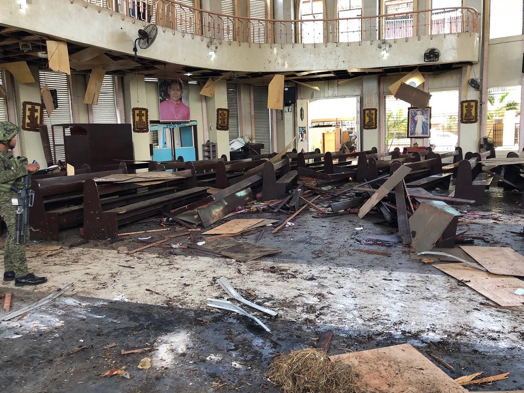 菲南蘇祿省和魯鎮大教堂接連發生爆炸,教堂內滿目瘡痍。(西民答那峨島軍區提供)中央社記者林行健馬尼拉傳真 108年1月27日