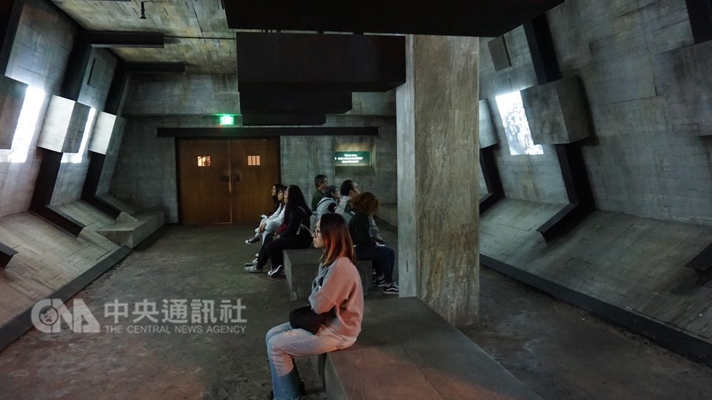 洛杉磯的寬容博物館透過空間擺設,呈現當年納粹屠殺600萬猶太人的歷史,目的是教育下一代,讓歷史不再重演。中央社記者林宏翰洛杉磯攝 108年2月6日
