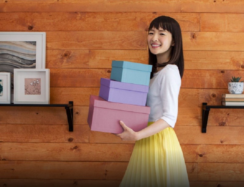 日本收納大師近藤麻理惠(圖)最近因Netflix的原創節目在歐美爆紅。(圖取自netflix.com網頁)
