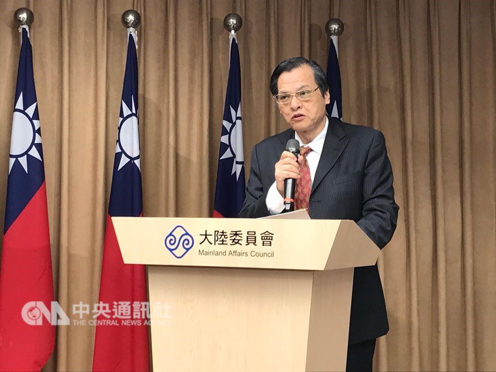 目前行政院送請立法院審議的兩岸人民關係條例修正案共有6項,陸委會已建請行政院將公務員赴陸管理制度、陸資違法投資行為處罰等兩項修正案,列為本會期優先法案。圖為陸委會主委陳明通。(中央社檔案照片)
