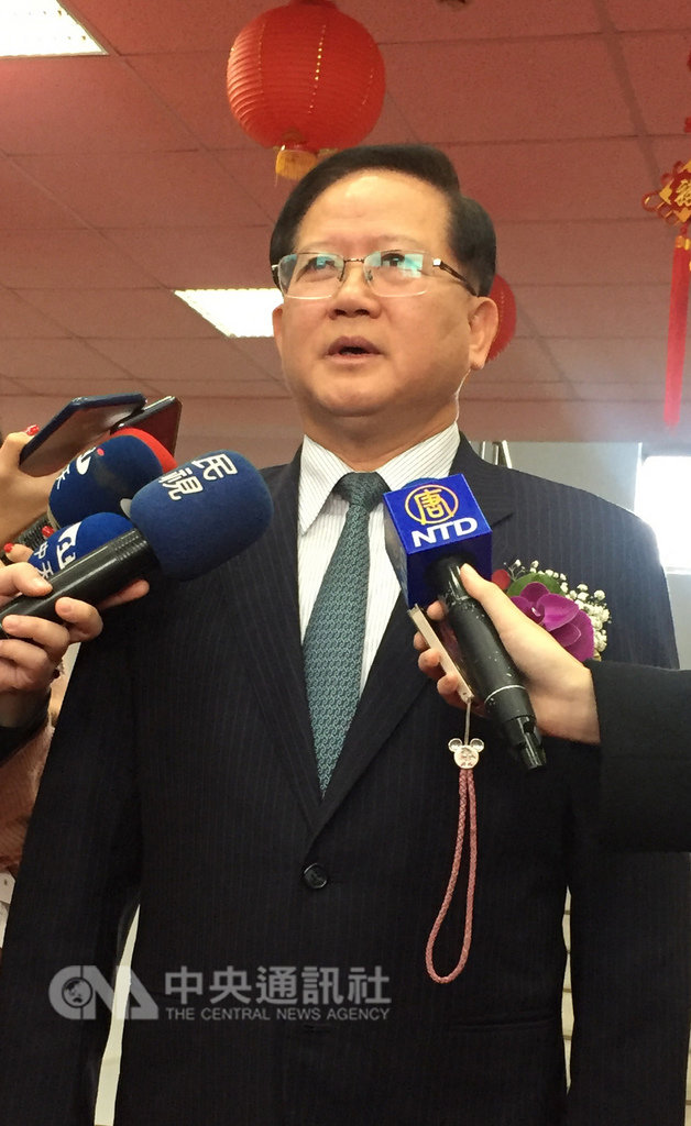 國安局副局長陳國恩接任海巡署長,19日舉行布達典禮,他會後受訪表示,很高興接下這個任務,責任重大,未來將和海巡弟兄一起打拚,海巡5大核心任務均為重點工作。中央社記者黃麗芸攝 108年2月19日