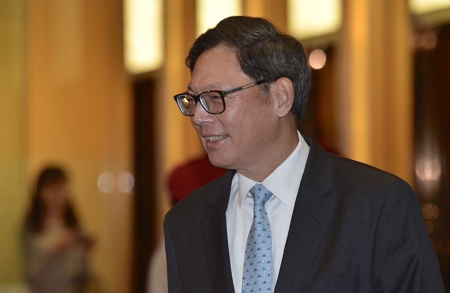 香港金融管理局總裁陳德霖10月將退休。(中新社提供)