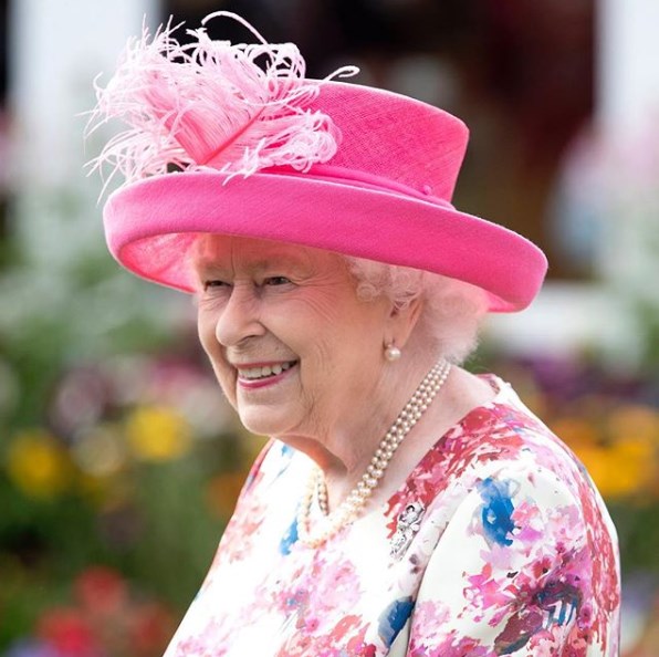 不靠小編92歲英國女王首次自己發ig 國際 重點新聞 中央社cna