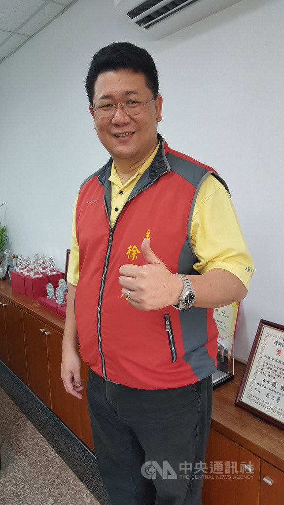 原有意投入國民黨屏東縣第一選區立委初選的徐慶煌,經協調後,30日決定回高雄參加第4選區立委選舉。(徐慶煌提供)中央社記者郭芷瑄傳真 108年3月30日