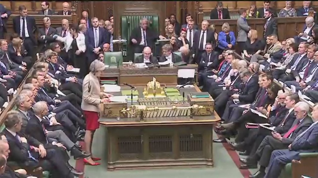 英國首相梅伊的脫歐協議29日在國會第3度闖關失敗,5月22日脫歐期望泡湯。(圖取自facebook.com/10downingstreet)