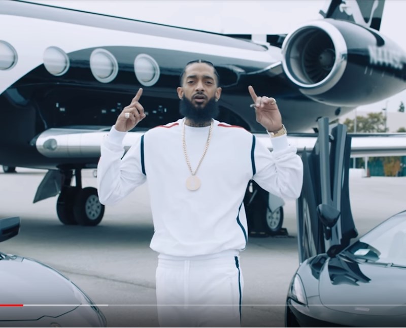 美媒報導,饒舌歌手尼普塞哈斯爾31日遭槍擊身亡(圖取自Nipsey Hussle YouTube頻道網頁)