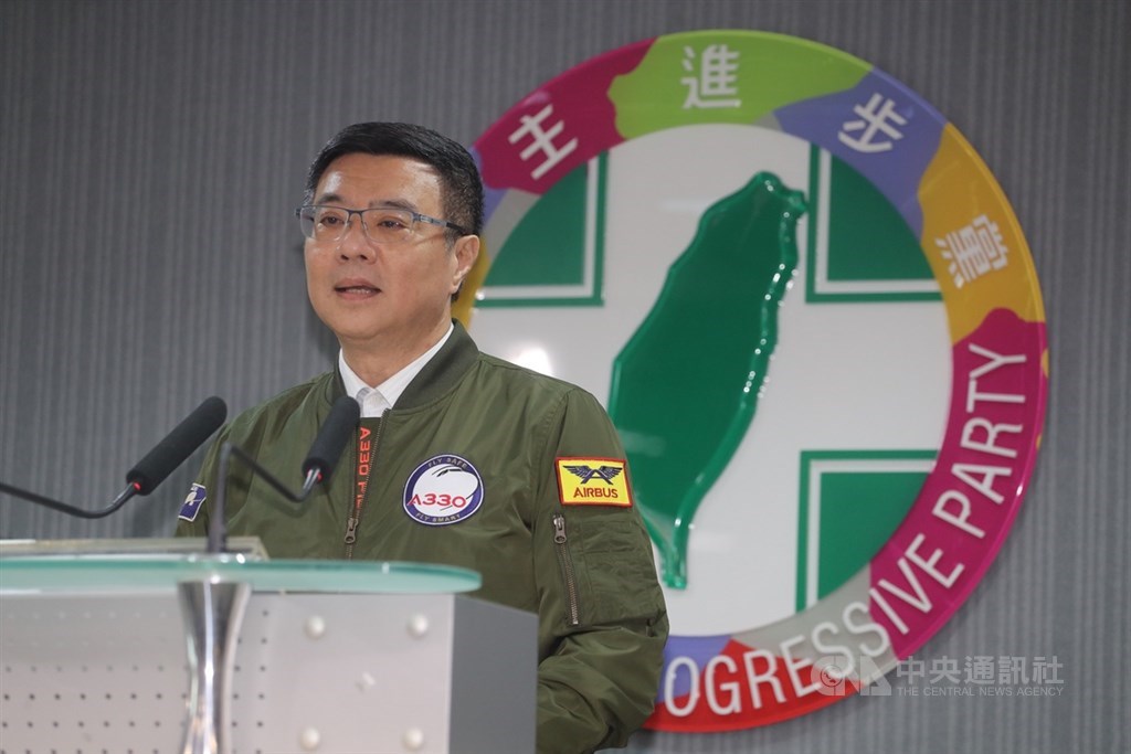 民進黨內總統初選形成總統蔡英文與前行政院長賴清德兩強角逐態勢,雙方9日先後舉行記者會表達立場,黨主席卓榮泰(圖)下午也出面說明初選機制及目前情形。中央社記者裴禛攝 108年4月9日