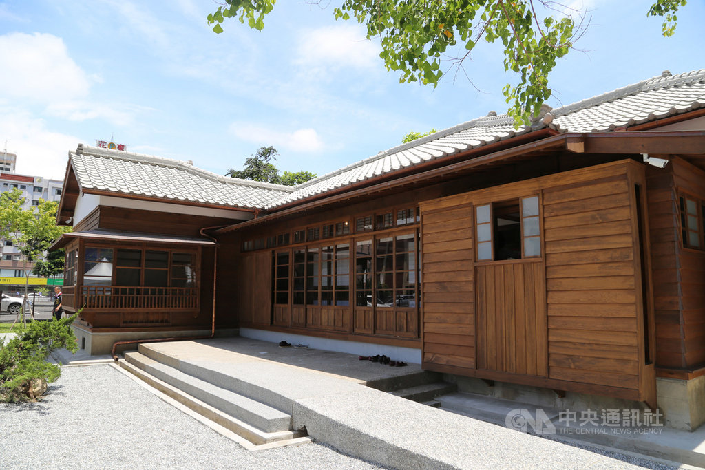 花蓮檢察長宿舍為1936年日治時期日本政府供檢察長居住的處所,2008年花蓮縣政府指定為縣定古蹟,之後進行修復,重現昔日宿舍原貌,對於地方發展極具貢獻及代表性。中央社記者李先鳳攝 108年4月16日