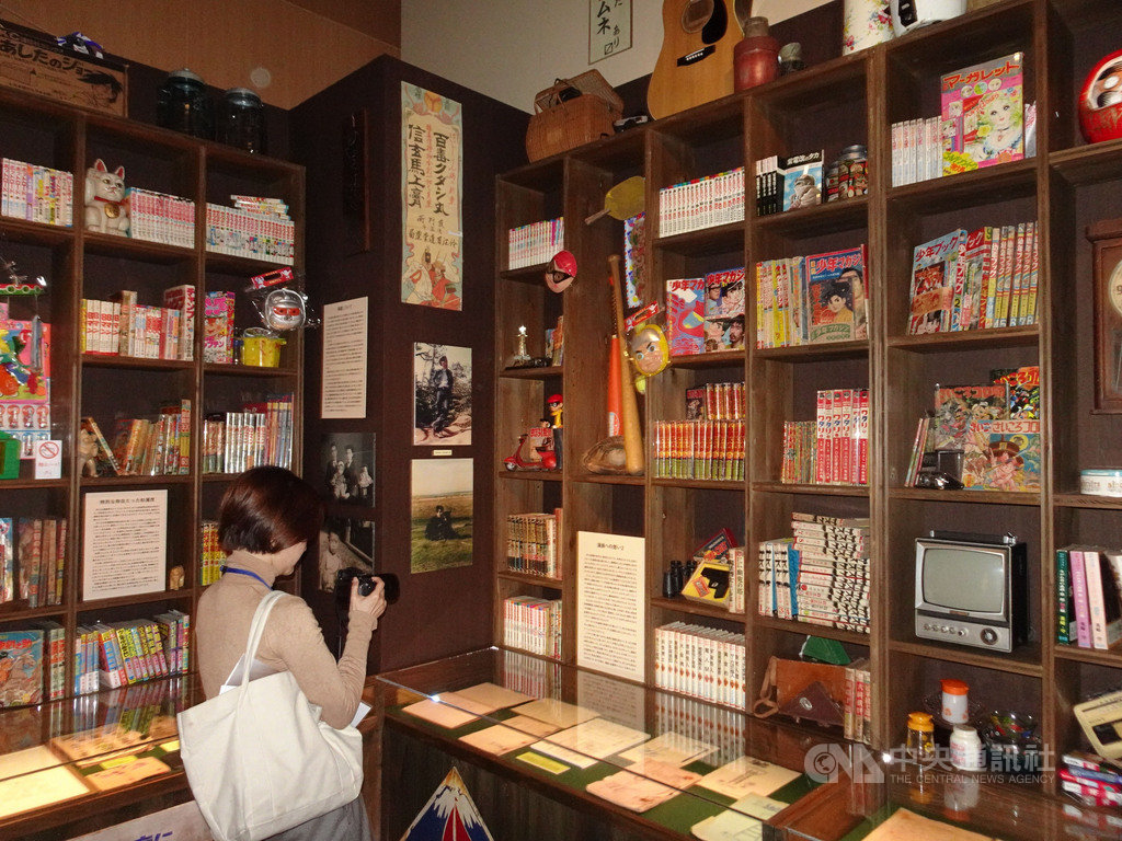 「鈴木敏夫與吉卜力展」是吉卜力暌違3年在東京辦大展,展示鈴木揮毫文字與語錄、影像設計圖等在內逾500件作品。中央社記者楊明珠東京攝 108年4月19日