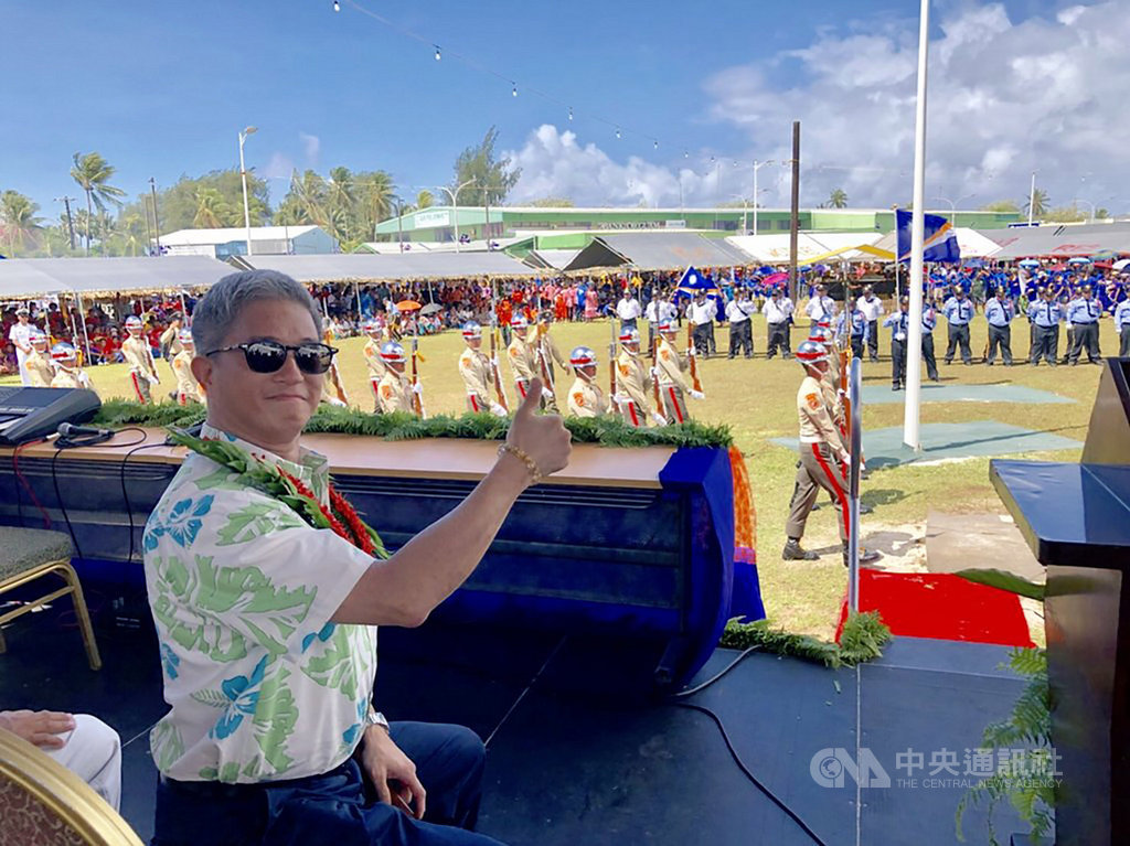 外交部政務次長徐斯儉4月30日至5月3日訪問馬紹爾群島,出席馬國獨立建國40週年慶典。(取自外交部推特)中央社記者侯姿瑩傳真 108年5月2日