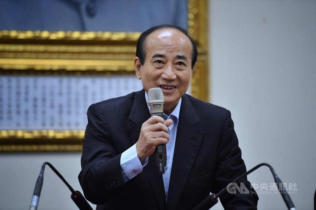 前立法院長王金平(圖)2日上午與國民黨主席吳敦義會面,針對黨內總統初選交換意見。王金平會後表示,他提供3點意見給黨中央參考,初選不應因人設事,要公平、公正,並強調他參選到底的決心。中央社記者王飛華攝 108年5月2日