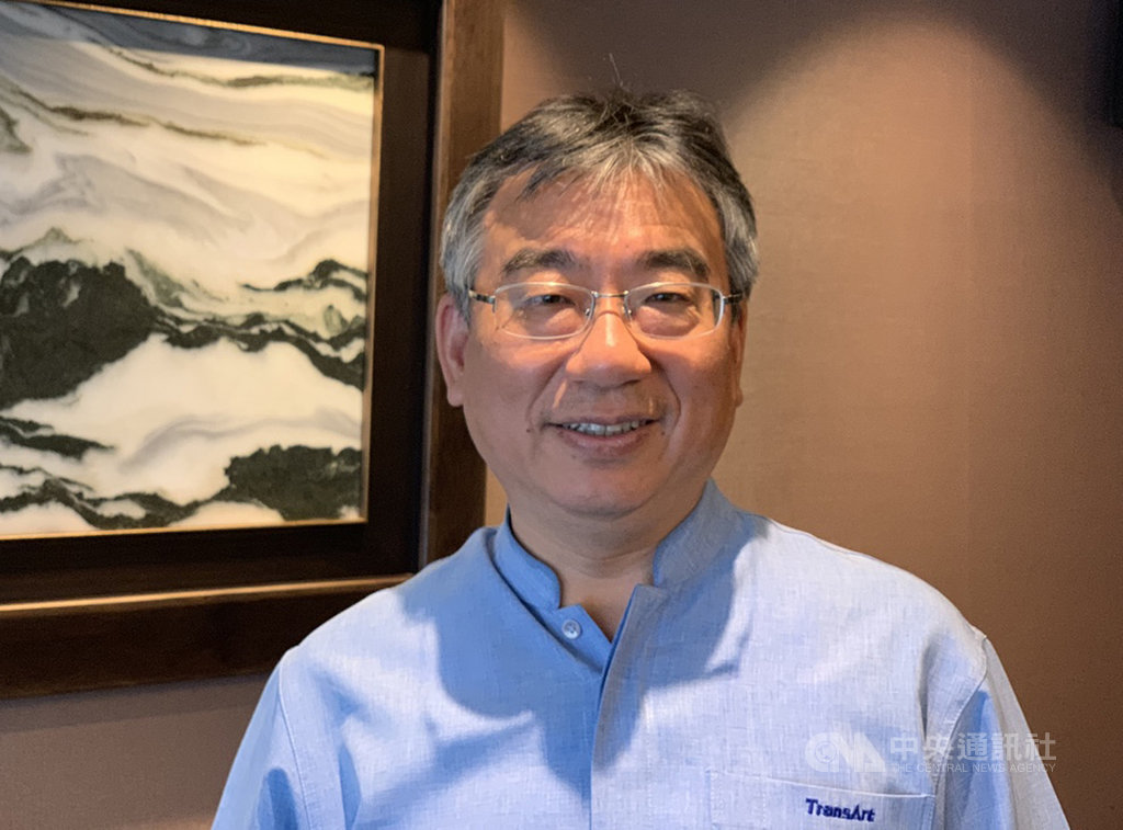 貼標大廠政伸企業16日參加券商舉辦的法人說明會,總經理李煜培表示,希望目前布局能發揮既有效益,包括越南廠預期將可達到兩位數百分比的成長,同時也希望開拓現有產品以外的產業。中央社記者吳家豪攝 108年5月16日
