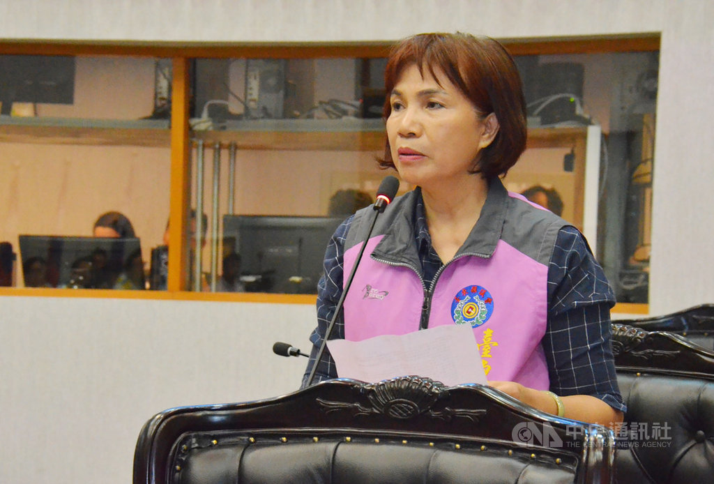 國民黨籍台東縣議員楊秋珍去年選舉期間涉嫌賄選,落選對手向台東地方法院提起訴訟,台東地院日前判處楊秋珍當選無效;楊秋珍說自己沒有賄選,會再提上訴。(檔案照片)中央社記者盧太城台東攝 108年5月21日