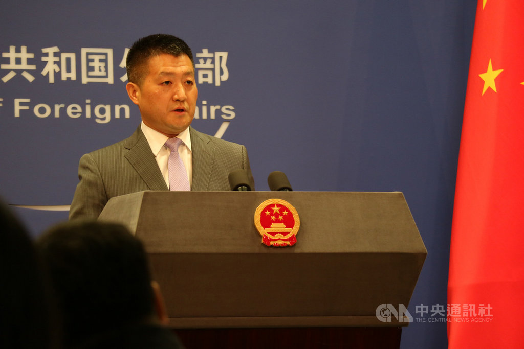 被問及中方是否計畫和索羅門建交時,中國外交部發言人陸慷21日回應,不光是索羅門,中國有意願和世界上所有國家在「一個中國」原則基礎上發展友好關係。中央社記者陳家倫北京攝 108年5月21日
