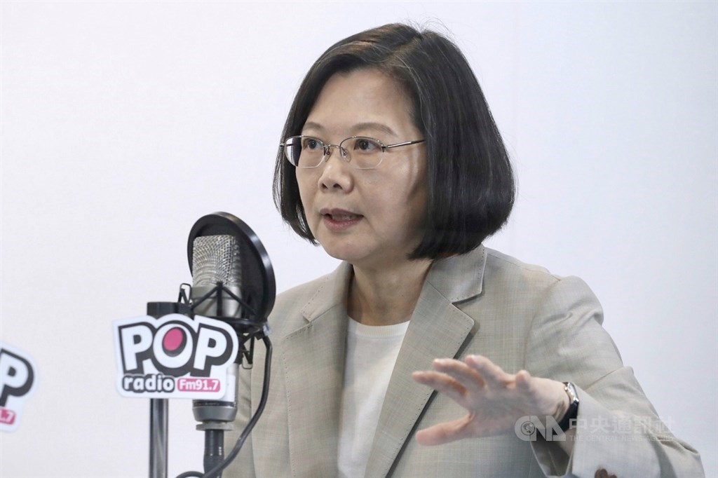對於是否當面問過前行政院長賴清德參選總統事宜,總統蔡英文(圖)21日在台北接受廣播節目專訪時表示,這是各自解讀的空間,沒有所謂說謊的問題。中央社記者吳翊寧攝 108年5月21日中央社記者吳翊寧攝 108年5月21日