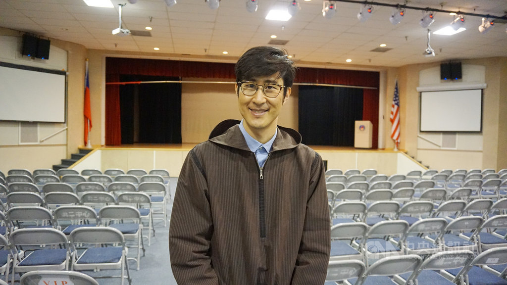 在南加州北嶺高中(Northridge High School)擔任華語教師的丁海永是韓裔美國人,從小熱愛中華文化在華僑中小學學習華語,能通韓語、華語及英語。中央社記者林宏翰洛杉磯攝 108年5月23日