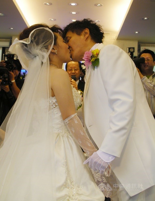賀一航在2010年與Judy結婚。(中央社檔案照片)