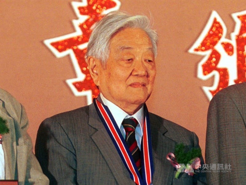 皇冠集團創辦人平鑫濤5月23日過世,享壽92歲。(中央社檔案照片)