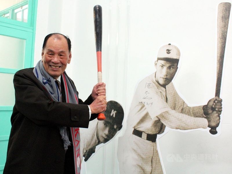 有「台灣貝比魯斯」美譽的洪太山10日因病過世,享壽97歲。(中央社檔案照片)