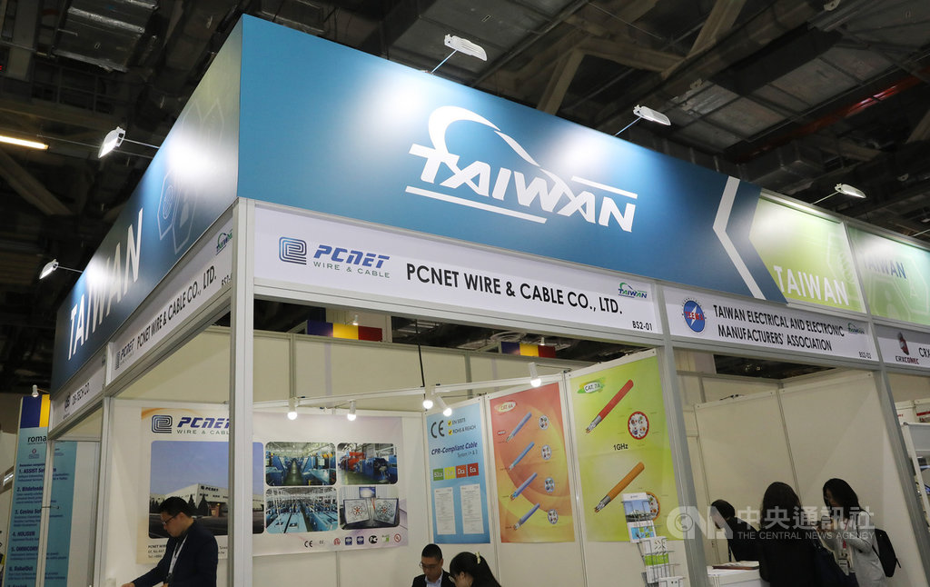 亞洲電信及資訊展(CommunicAsia)從18日起在新加坡舉行3天展覽,台灣區電機電子工業同業公會率8家台灣業者參展,盼切入東南亞市場,呼應新南向政策。中央社記者黃自強新加坡攝 108年6月20日