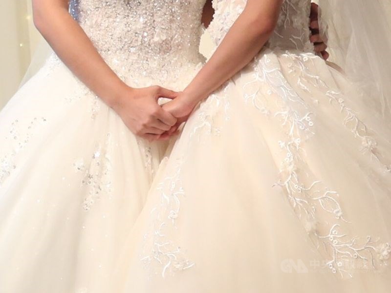 開放同性結婚登記24日將屆滿一個月,內政部表示,截至22日止,全國辦理同性結婚登記共1173對。(中央社檔案照片)