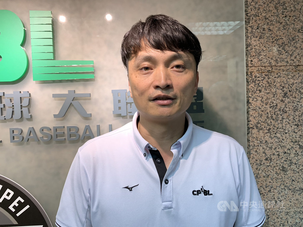 中職Lamigo桃猿隊確定要轉賣,3日下午在中華職棒聯盟會議室舉辦記者會,中職秘書長馮勝賢(圖)受訪表示,感到非常震驚,要等桃猿球團開完記者會後,再看後續要怎麼規劃。中央社記者張新偉攝 108年7月3日