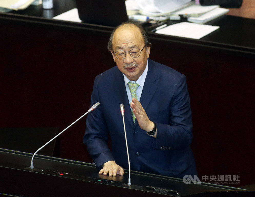 立法院會3日三讀修正通過兩岸人民關係條例部分條文,規範少將以上人員參與中國相關政治活動的行為。民進黨團總召柯建銘說,這是國安五法最後一個版圖。中央社記者郭日曉攝 108年7月3日