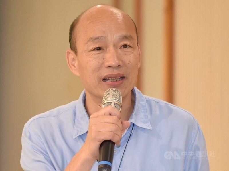 公民割草行動及「Wecare高雄」罷免高雄市長韓國瑜(圖)行動加速進行,兩單位15日宣布累積連署份數突破13萬份。(中央社檔案照片)