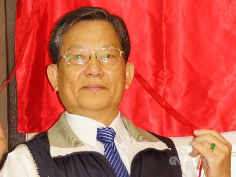 調查局高雄市調查處副處長顏正義因轉傳行政院長蘇貞昌摔筆影片、同婚立法等假訊息,已遭調任非主管職務。(中央社檔案照片)
