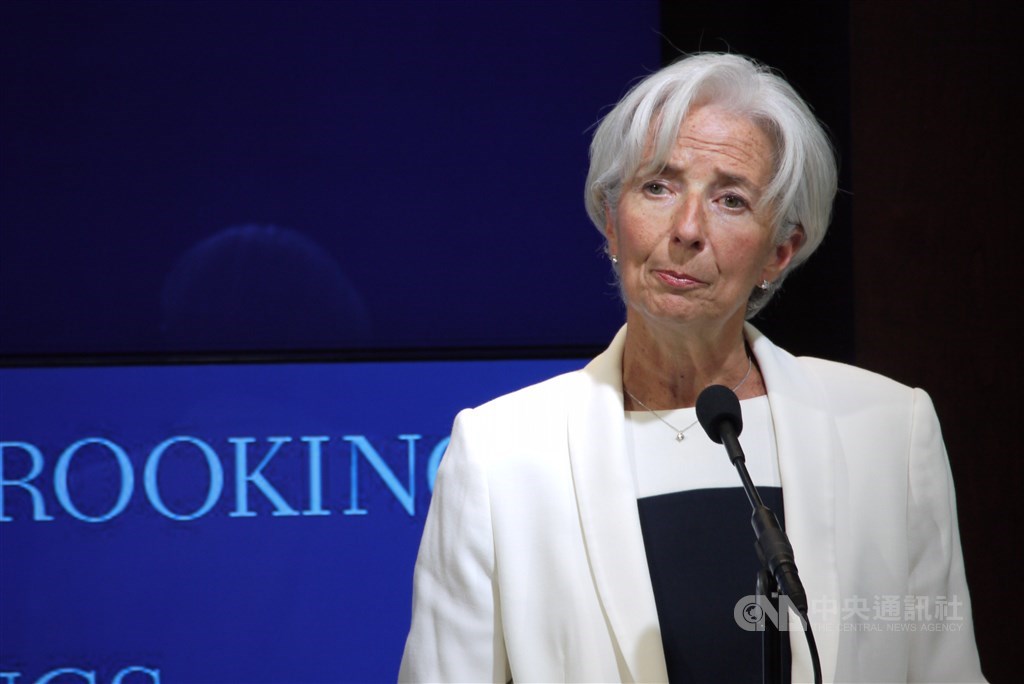 國際貨幣基金(IMF)總裁拉加德16日正式向IMF提交辭呈,這猶如宣告新任總裁角逐大賽鳴槍開跑。(中央社檔案照片)