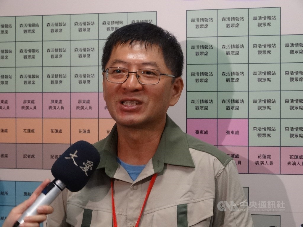 編制內為技術士的森林巡護員吳國禎31日說,民國94年他就從事這項工作,起薪2.6萬元,迄今3.4萬元,有出差才3.8萬元。中央社記者楊淑閔攝 108年7月31日
