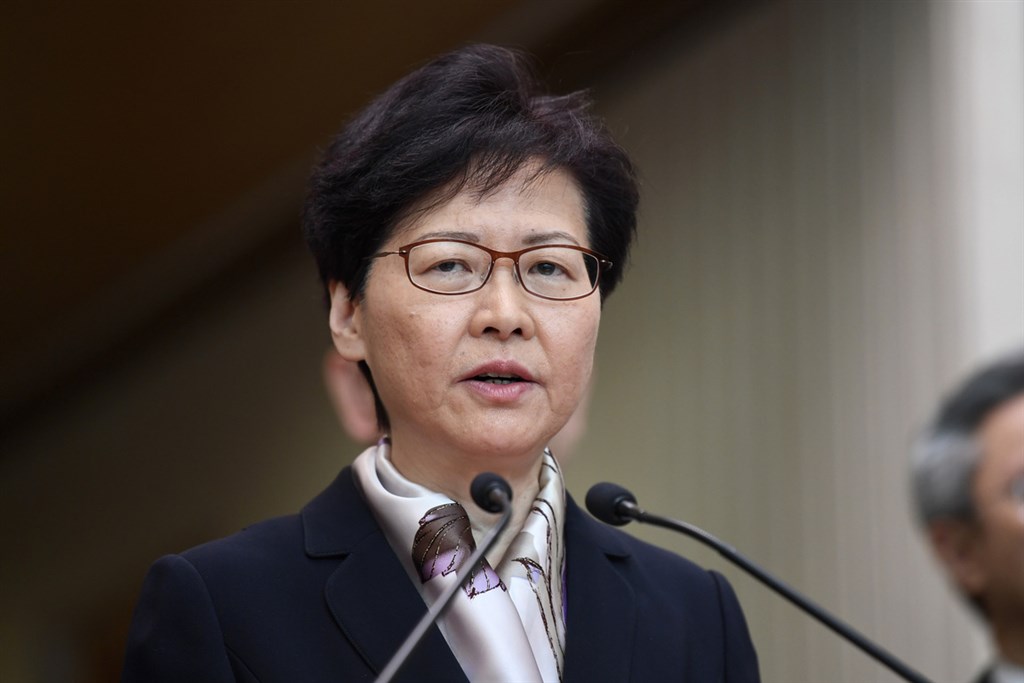 面對港人要求下台的聲浪,香港特首林鄭月娥5日舉行記者會表態會「謹守崗位」,並譴責極端分子的作為嚴重挑戰國家主權。(中通社提供)中央社 108年8月5日