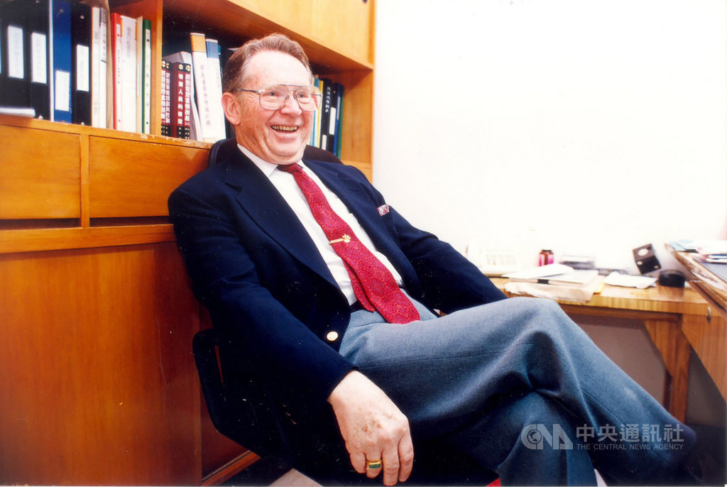 門諾醫院創院院長薄柔纜17日在美國病逝,享耆壽93歲,門諾醫院與法人所屬機構全體同仁獲知後,皆深感不捨。(門諾醫院提供)中央社記者李先鳳傳真 108年8月19日